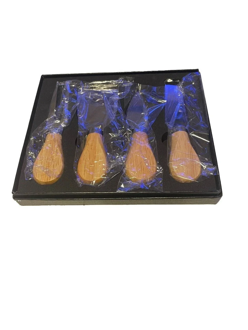Set Of 4 Cheese Knifes